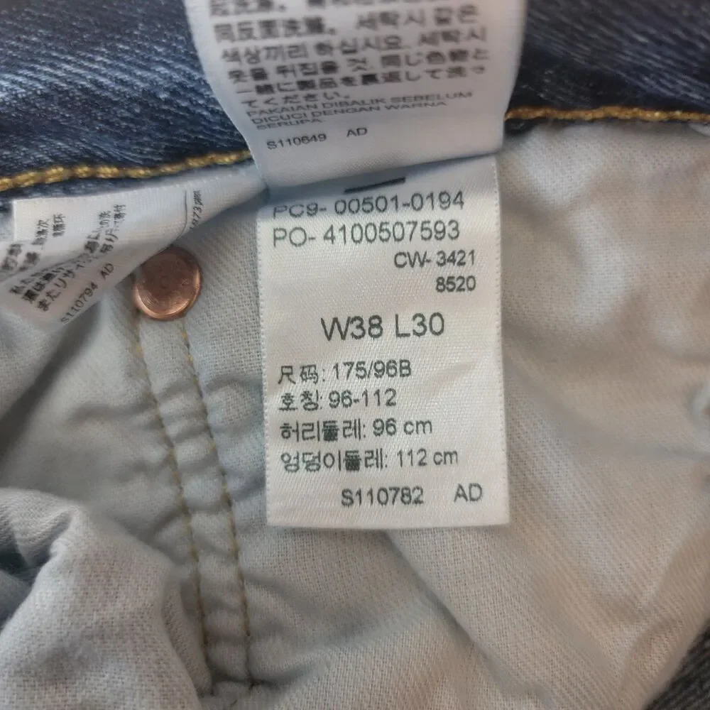 Levi's 501 XX Mens Size 38x30 Med Wash Button Fly Straight Leg Jeans